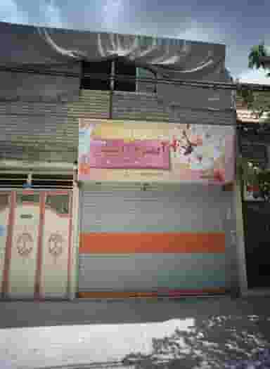 آبمیوه و بستنی در نیزه مشهد