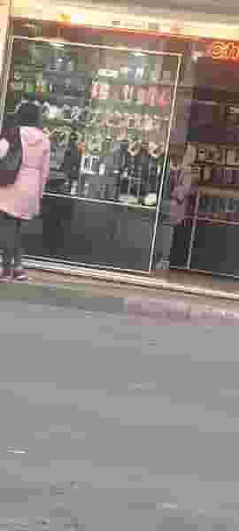 فروشگاه موبایل و لوازم جانبی در وحیدیه تهران