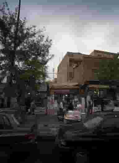 موبایل فروشی اهورا سیستم در بازار تهران