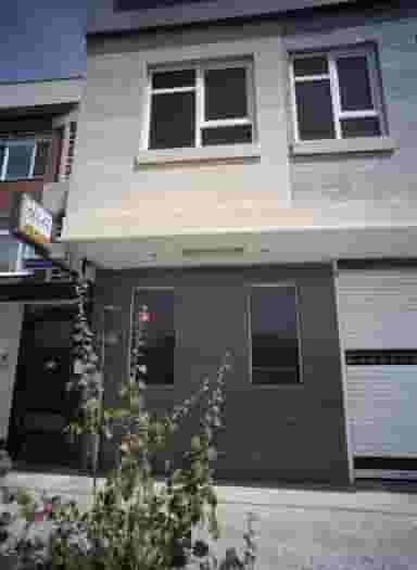 مطب دکتر مهرناز مکرم در کوثر مشهد