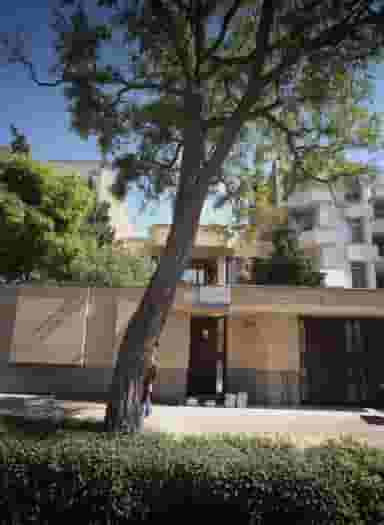 دندانپزشکی دکتر احمد یزدانی در سجاد شهر مشهد