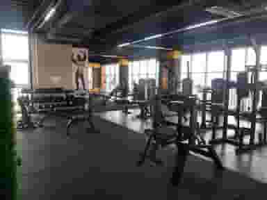 باشگاه بدنسازی هیرمان کرج