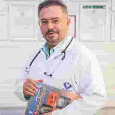 دکتر افشین طاهری اعظم در ونک تهران