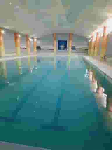 استخر صبح دريا در شهید قربانی مشهد