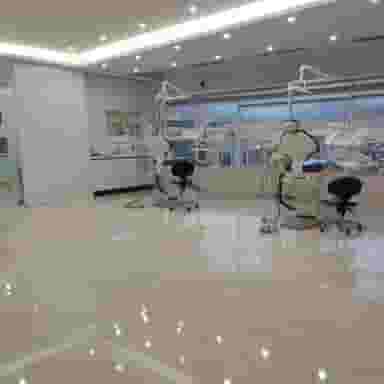 کلینیک دندانپزشکی دکتر باغستانی جهانشهر در جهان شهر کرج