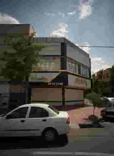 نمایشگاه اتومبیل واحدیان در دانشجو مشهد