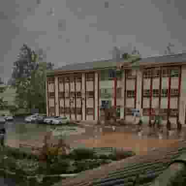 دانشکده فنی و حرفه ای دختران معین رشت 