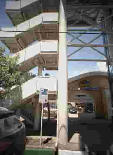 کارواش گلدن در هفت تیر مشهد