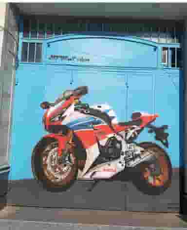 تعمیرگاه موتورسیکلت پیشرو پارس در میانرود شیراز