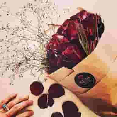 گل فروشی گلوریا در امیر المومنین مشهد