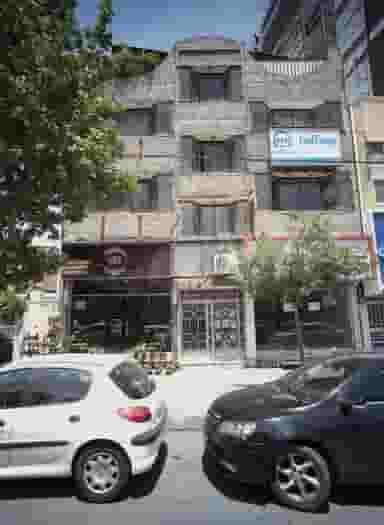 قصر گل در آزادشهر مشهد