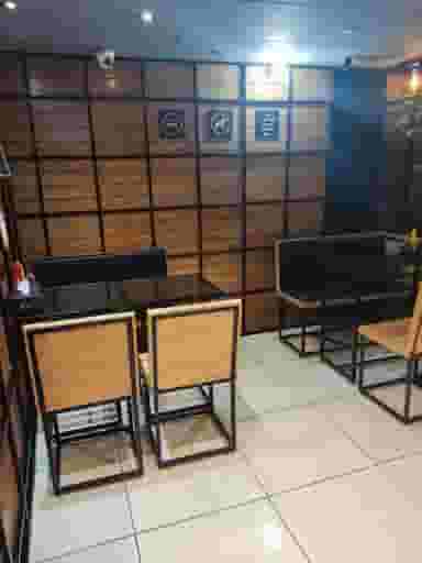 فست‌فود شیلا در ولیعصر تهران