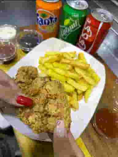 فست فود هشتک کیلویی کوی کارمندان جنوبی کرج