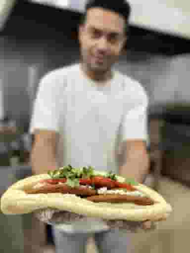 2020 برگر شهرک ایثار شیراز