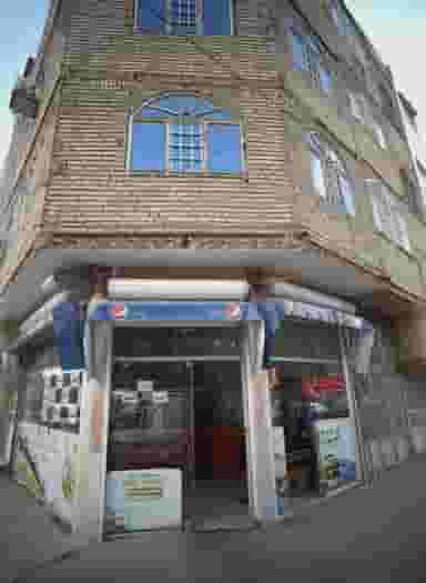 ساندویچ تک ایلیا در کشاورز مشهد