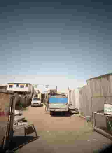 بنگاه ضایعات در شهید کاظمی تهران