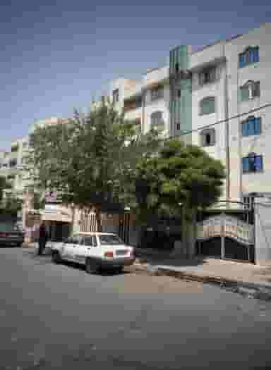 املاک گلها در خزانه تهران