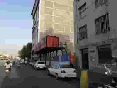 بازار موبایل رسالت در هفت حوض تهران