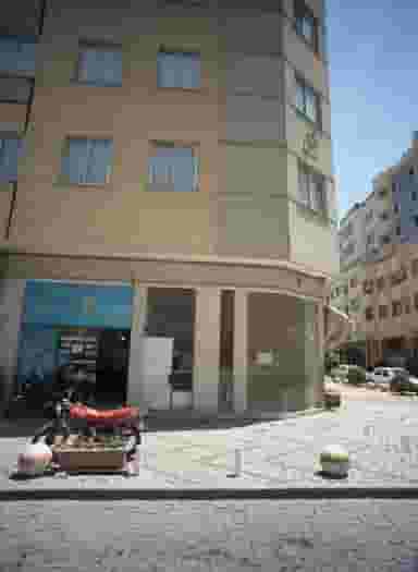 مشاور املاک پرشین در پایین خیابان مشهد