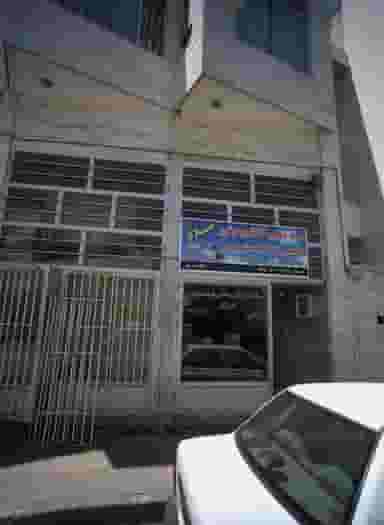 سرویس کاران ماشین لباسشویی میلاد در راه آهن مشهد