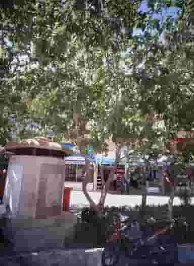 فروشگاه پوشاک در چهارباغ مشهد