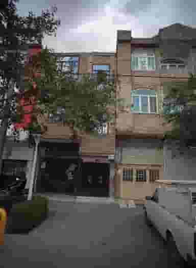 فروشگاه پوشاک در طبرسی شمالی مشهد