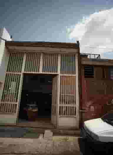 کارگاه نجاری در فدک مشهد