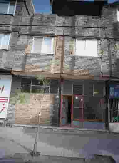 کارگاه چوب بری در فدک مشهد