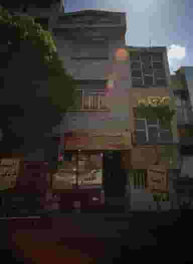 شیشه و قفل فرهاد در مجیدیه تهران