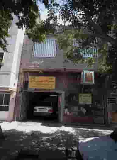 گروه تولیدی کفش پانیک در شهید مطهری مشهد