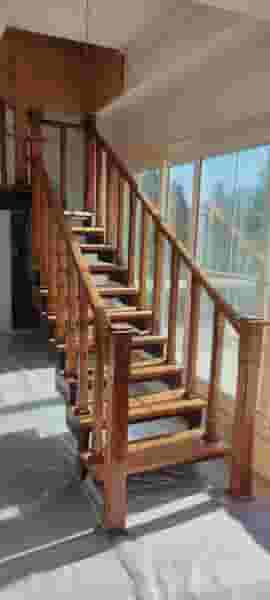 کارگاه پله و نرده چوبی تکنو وود شهرک مفتح رشت