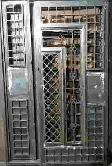 کارگاه درب و پنجره سازی فضلی در جوادیه شیراز