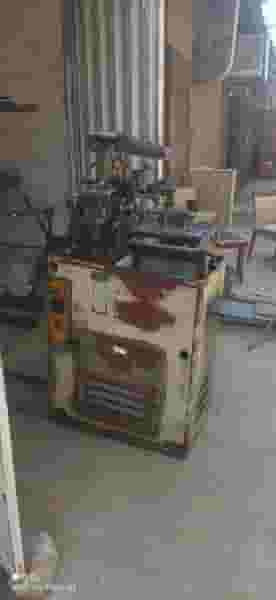 سری تراشی زئوس در اسماعیل آباد تهران