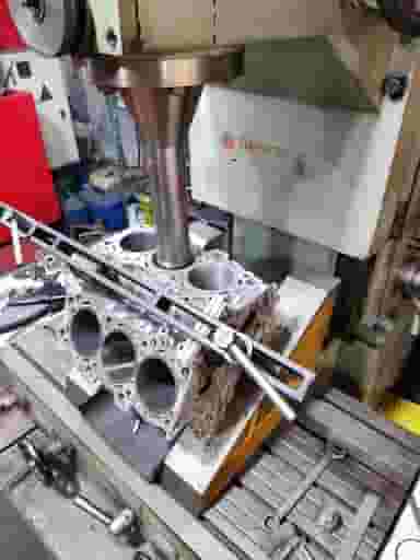 میل لنگ تراشی نظریان در لشکر تهران