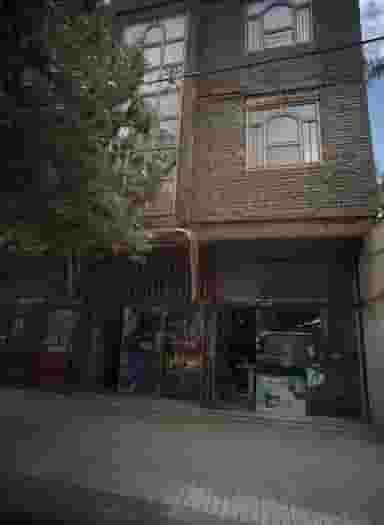 تولیدی در پنجتن مشهد