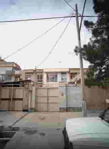 نقاشی ساختمانی رنگارنگ در سید رضی مشهد