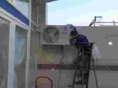 تاسیسات برودتی و حرارتی شفیعی تعمیرات پکیج و کولر گازی در وحید اصفهان