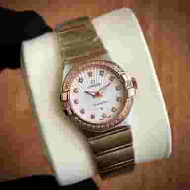 تعمیرات تخصصیه ساعت در جلفا اصفهان