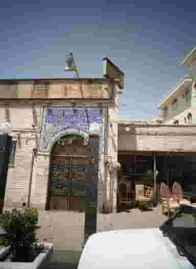 تولیدی مبل محمودی در قیام تهران