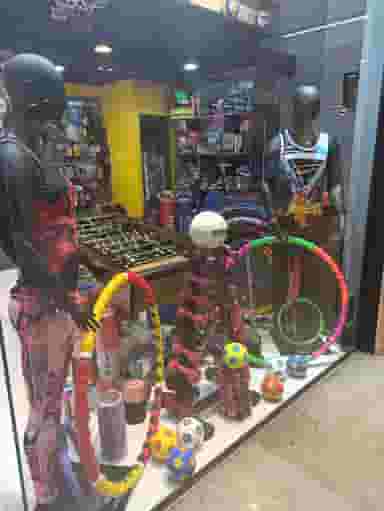 فروشگاه ورزشی ستاره اسپرت در نازی آباد تهران