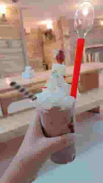 بستنی نهاوند در گلستان اهواز