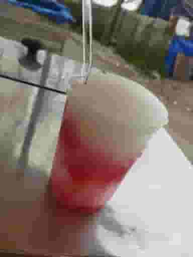 فالوده بستنی مخصوص در امام خمینی لاهیجان