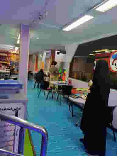 فست فود مادر کنتاکی در مجیدیه تهران