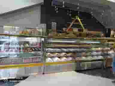 قنادی پاک در ولیعصر تبریز