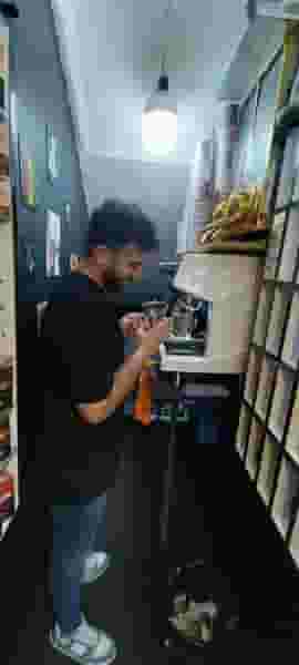 کاج در دهقان تهران