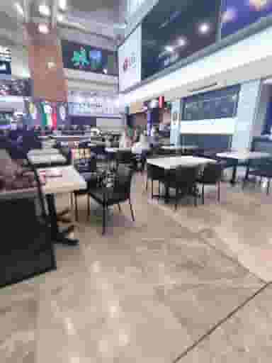 ساندویچ خاتون پلاس(فودکورت پالادیوم) در محمودیه تهران