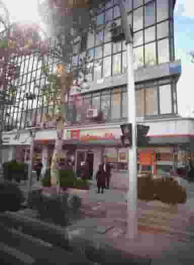 دکتر داود هدایتی در پاسداران تهران