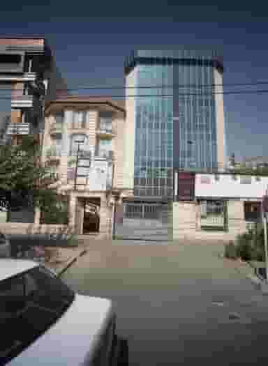 دکتر کمال قرنی زاده کوی نصر تهران