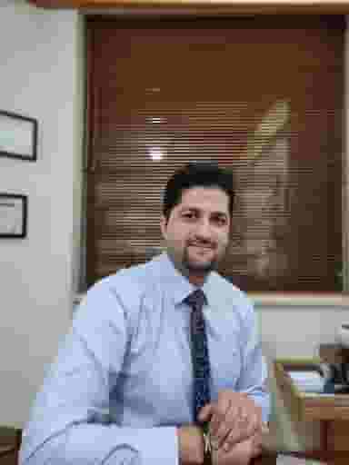 دکتر محمد تقی رضائی در عباس آباد تهران
