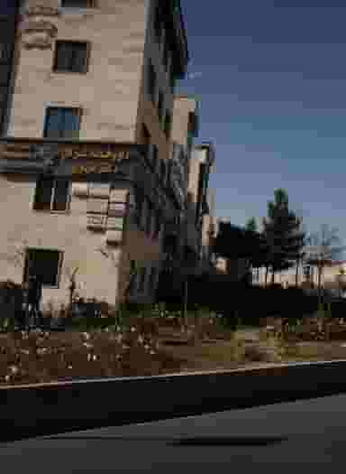 دکتر رضا آذر آئین در ایوانک تهران